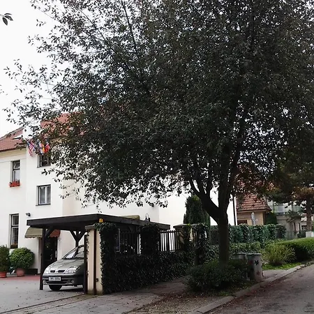 Penzion Ema B&B-3